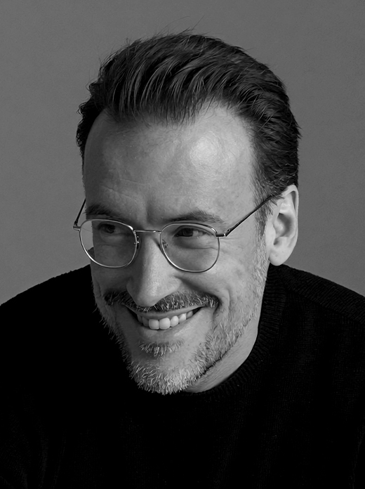 Juan Domínguez, fundador y director creativo de JohnAppleman® (retrato pendiente de la fotografía definitiva)